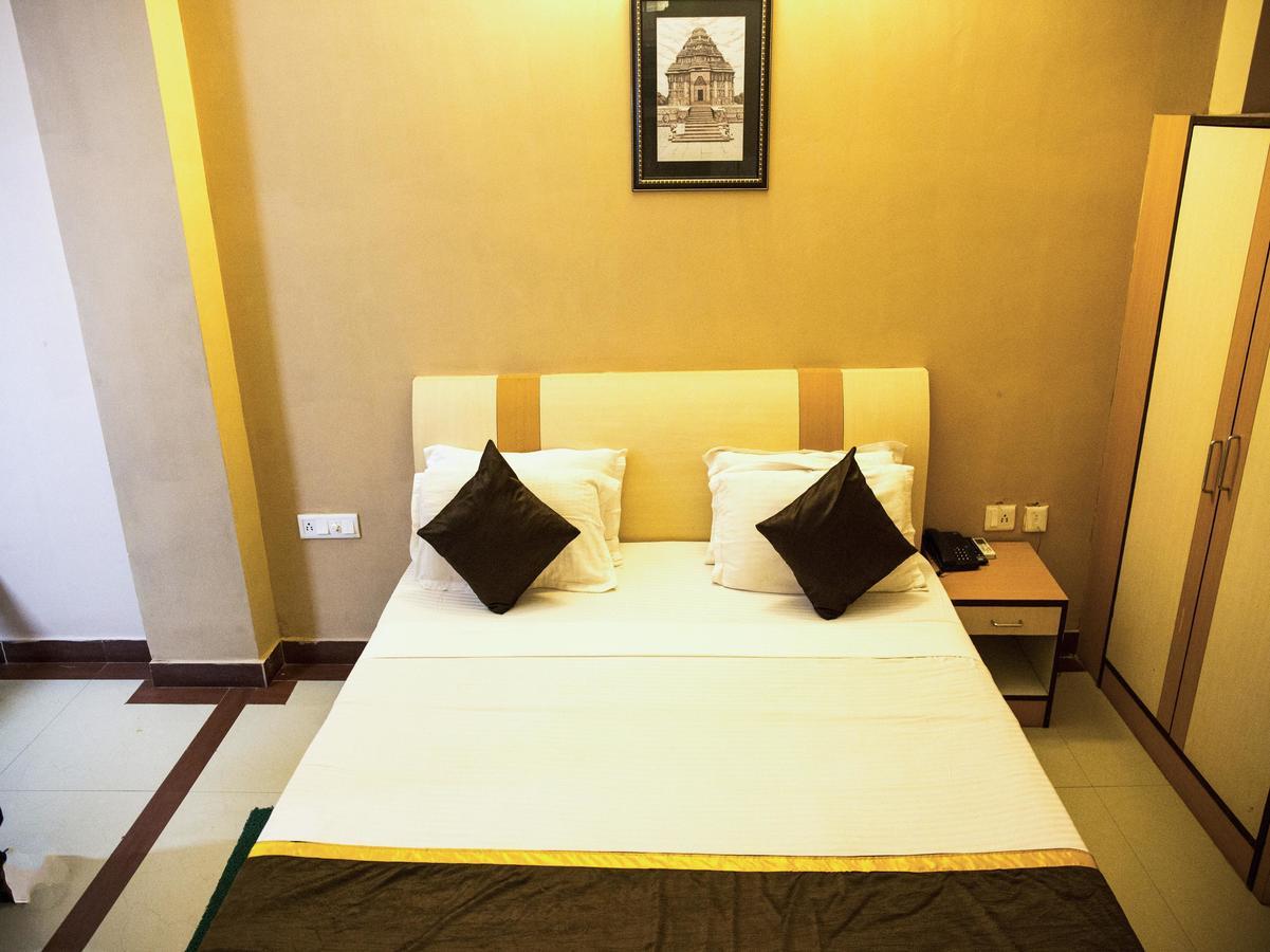 Hotel Oyo 3345 Shubham Beach Puri Exterior foto