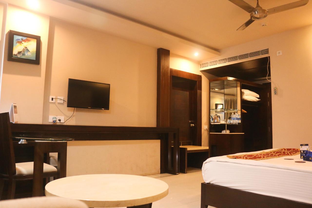 Hotel Oyo 3345 Shubham Beach Puri Exterior foto